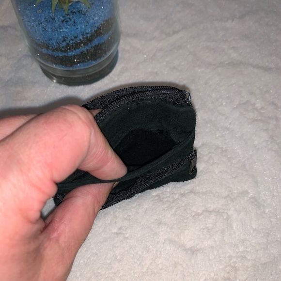 Suede Coin Purse - 3 pockets - Picture 2 of 4